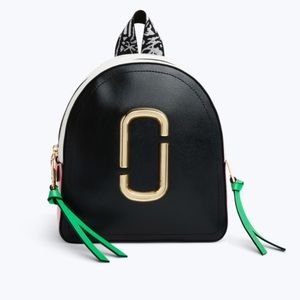 Marc Jacobs pack shot